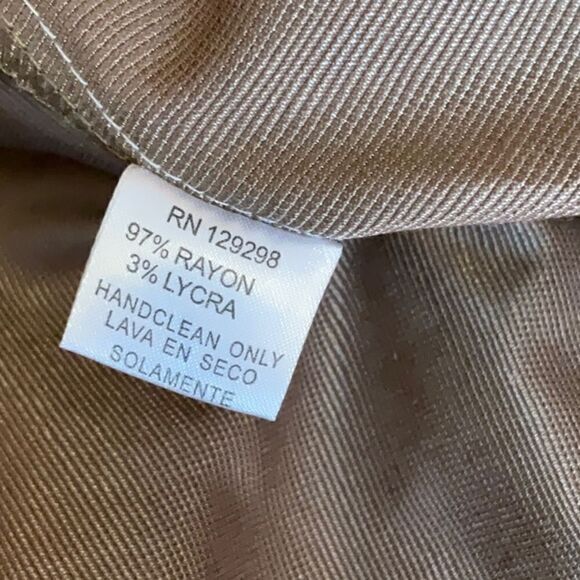 Two tone dress in size large by DAY & NIGHT - Picture 12 of 12